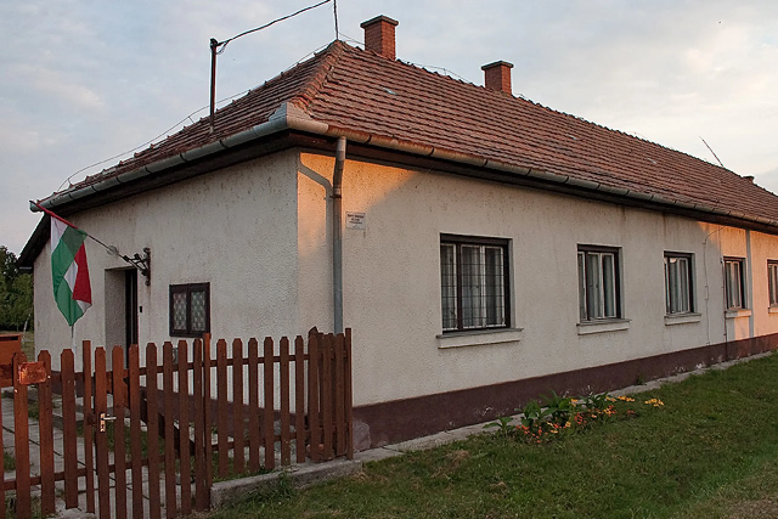 Nagylaposi Klubház